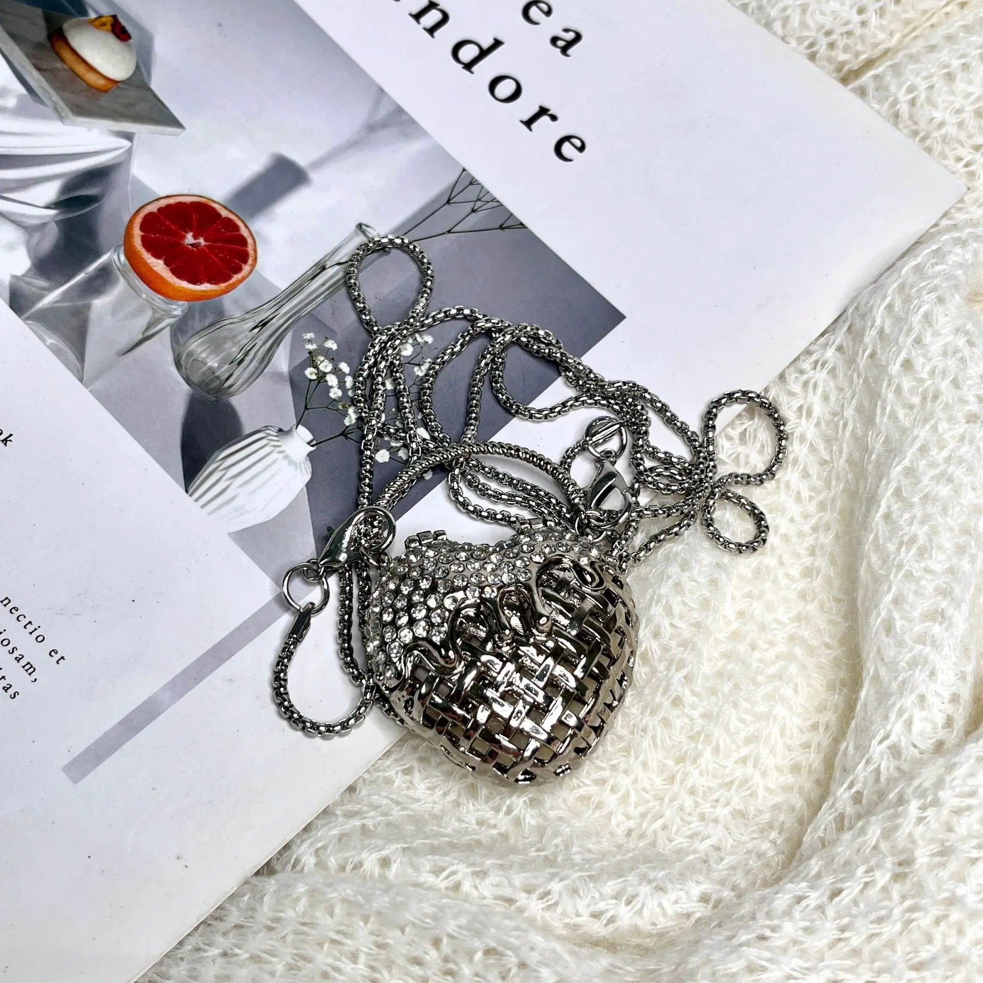 Women Bags Max - Designer Hollowed Out Heart- Haped Dinner